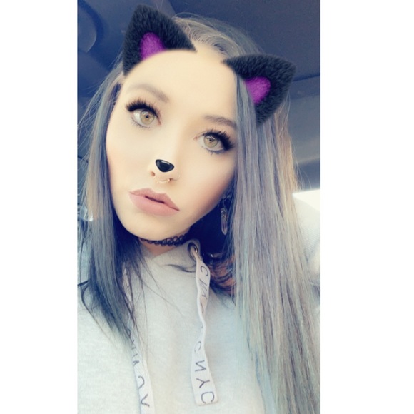 Meet your Posher, Megan - Picture 5 of 8